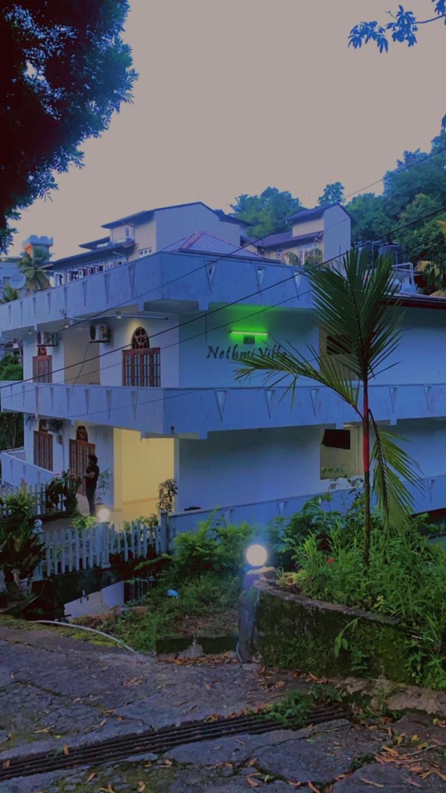 New Nethmi Villa Kandy Kültér fotó